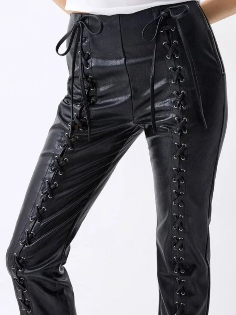 NWT Lace-up faux leather pant - Picture 3 of 3